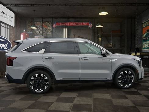 Used 2024 Kia Sorento SX FWD image 7