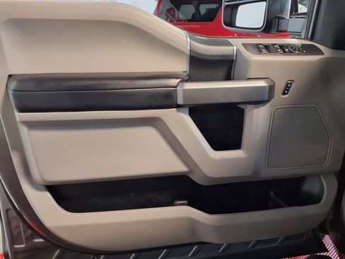 Used 2021 Ford F250 XLT w/ XLT Value Package image 17