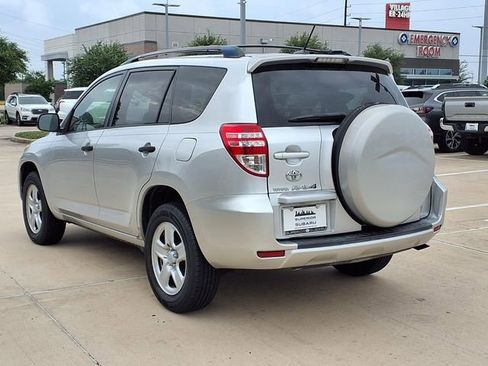 Used 2009 Toyota RAV4 2WD image 2
