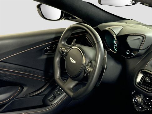 Used 2022 Aston Martin V8 Vantage Roadster image 26
