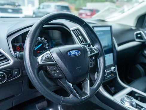 Used 2024 Ford Edge SEL AWD/4WD image 10