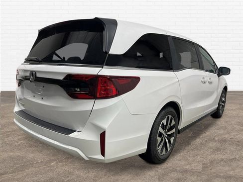 New 2026 Honda Odyssey EX-L image 6