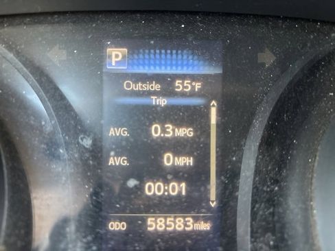 Used 2018 Toyota Camry L image 10