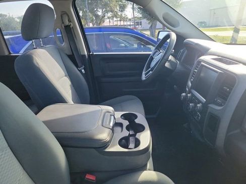 Used 2015 RAM 1500 Express AWD/4WD image 3