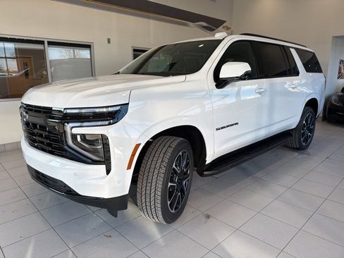 New 2026 Chevrolet Suburban RST image 3