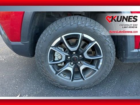 Used 2025 Jeep Compass Trailhawk image 14