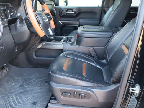 Used 2020 GMC Sierra 2500 AT4 w/ AT4 Premium Package AWD/4WD image 15