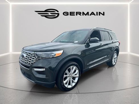 Used 2024 Ford Explorer Platinum w/ Technology Package AWD/4WD image 3