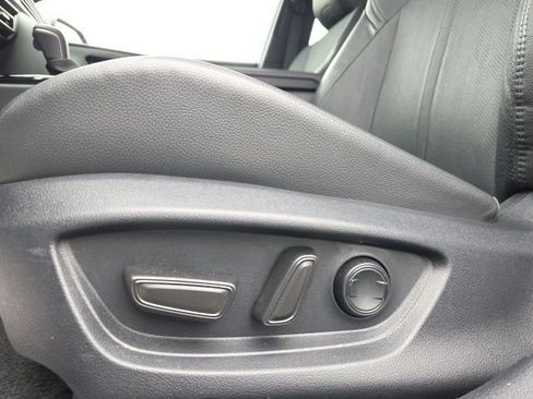 Used 2025 Toyota Camry XSE FWD image 19