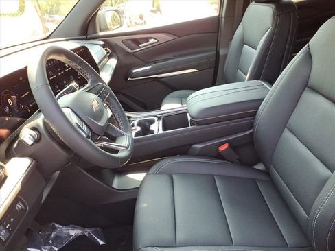 New 2026 Chevrolet Traverse LT image 5