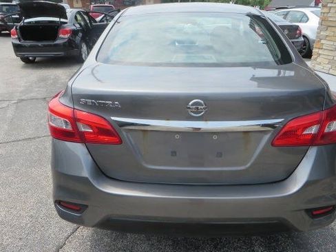 Used 2018 Nissan Sentra S FWD image 37