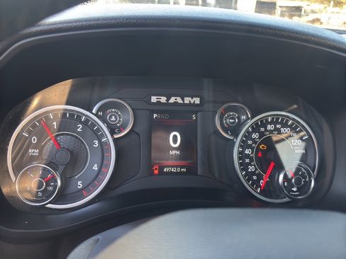 Used 2024 RAM 2500 Big Horn image 9