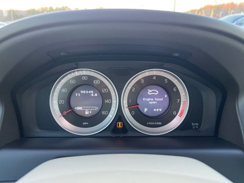 Used 2013 Volvo XC60 3.2 image 23