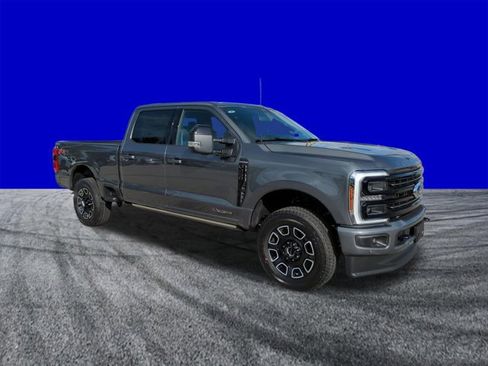 New 2026 Ford F250 Platinum w/ FX4 Off-Road Package AWD/4WD image 2