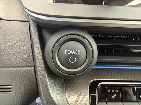 Certified 2026 Toyota Prius XLE image 15