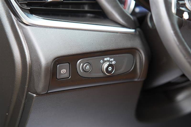 Used 2020 Buick Enclave Essence FWD image 43