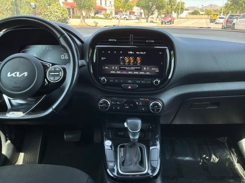 Used 2023 Kia Soul GT-Line FWD image 14