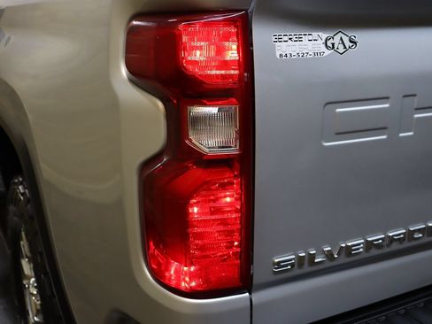 Used 2023 Chevrolet Silverado 2500 LT w/ Convenience Package AWD/4WD image 23