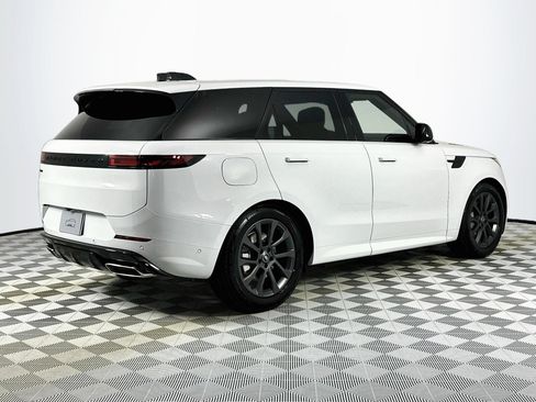 Used 2025 Land Rover Range Rover Sport Dynamic SE AWD/4WD image 5