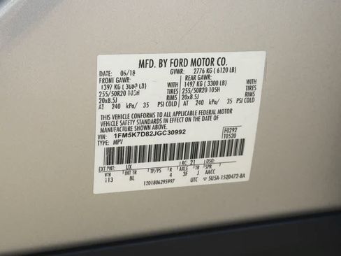 Certified 2018 Ford Explorer XLT w/ Equipment Group 202A FWD image 33