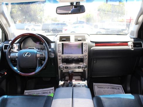 Used 2018 Lexus GX 460 Luxury AWD/4WD image 29