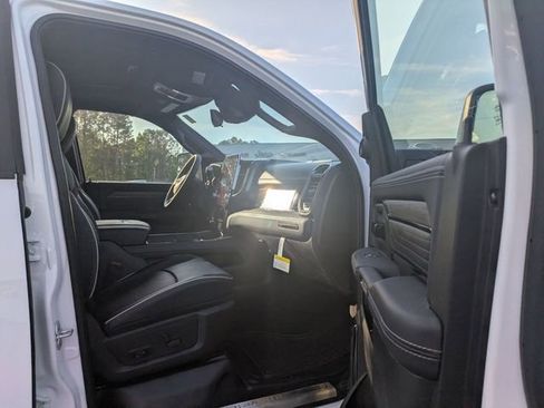 New 2025 RAM 3500 Limited image 34