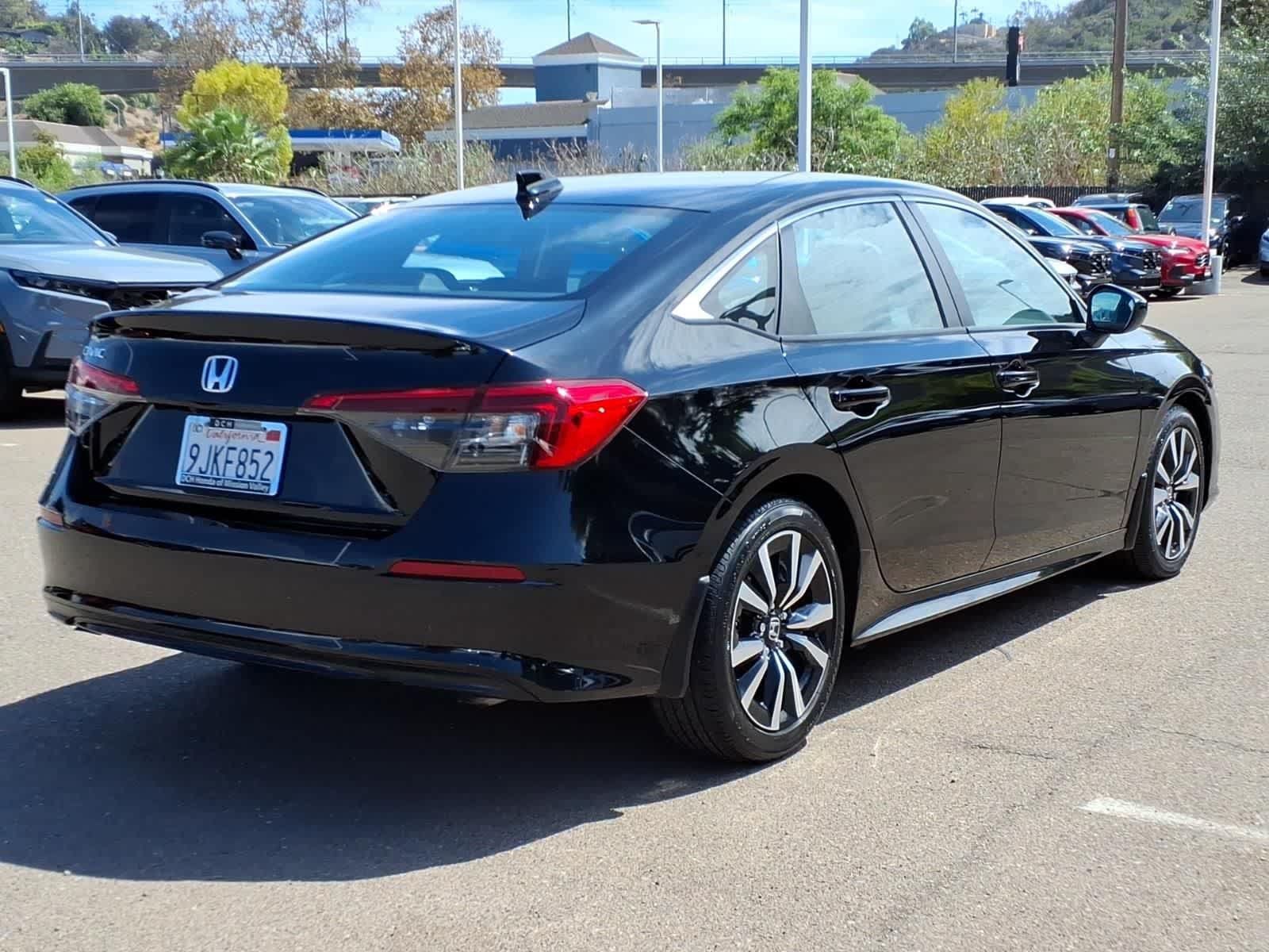 Used 2024 Honda Civic EX image 4