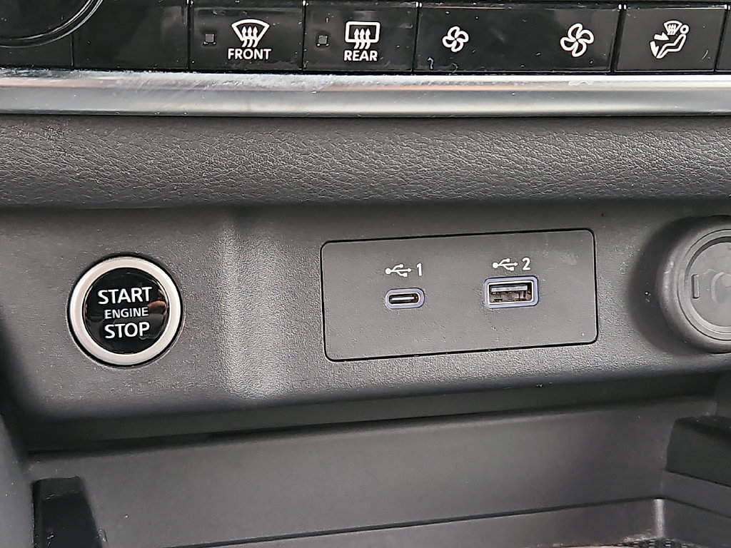 Certified 2023 Nissan Rogue SV AWD/4WD image 18