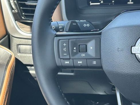 New 2026 Nissan Rogue Platinum AWD/4WD image 13