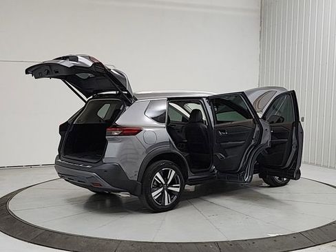 Used 2023 Nissan Rogue SL w/ SL Premium Package image 15