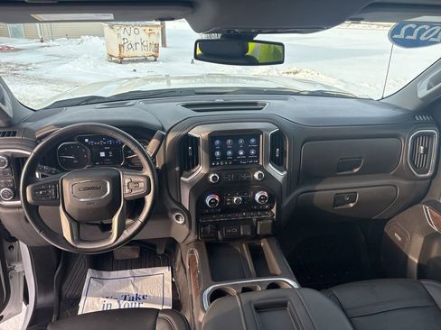 Used 2022 GMC Sierra 1500 Denali w/ Denali Premium Package image 3