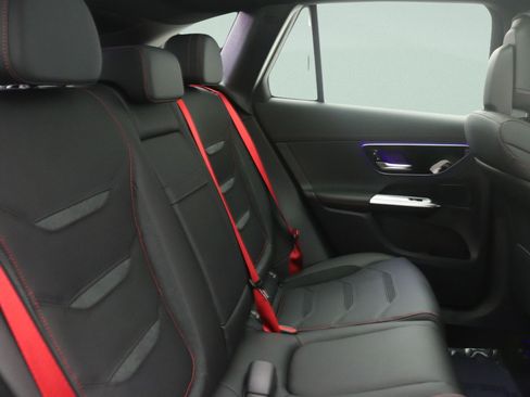 New 2026 Mercedes-Benz GLC 43 AMG 4MATIC image 8