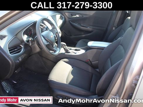 Used 2025 Chevrolet Malibu LT FWD image 15