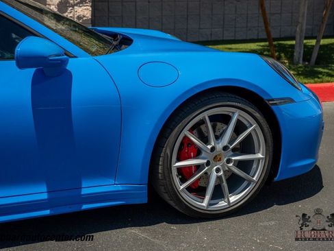 Used 2023 Porsche 911 AWD/4WD image 11