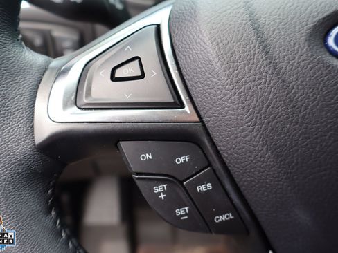 Used 2024 Ford Edge Titanium AWD/4WD image 16