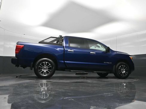Used 2021 Nissan Titan SV w/ Accessory Utility Package AWD/4WD image 33