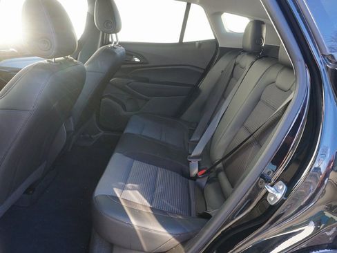 Certified 2024 Chevrolet Trax LT image 11