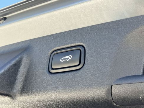 Used 2024 Hyundai Palisade Calligraphy FWD image 30
