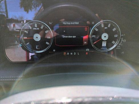 Certified 2025 Ford Mustang Premium image 11