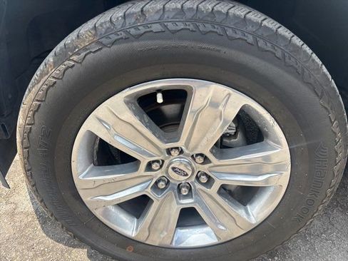 Used 2020 Ford F150 Platinum w/ Equipment Group 701A Luxury image 10