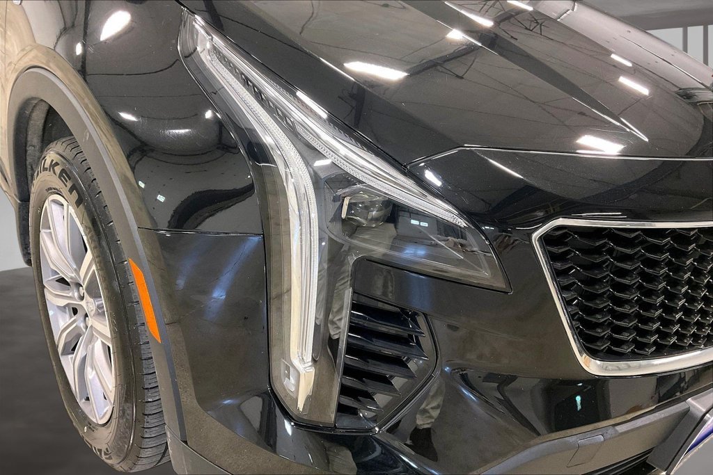 Used 2023 Cadillac XT4 Sport w/ Cold Weather Package AWD/4WD image 33
