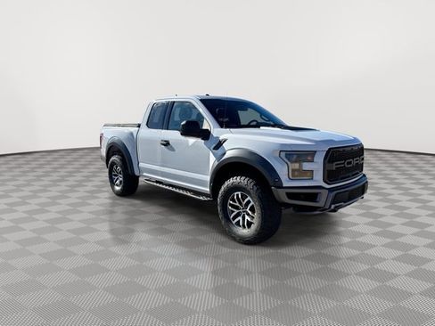 Used 2017 Ford F150 Raptor image 2