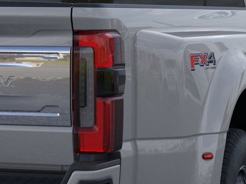 New 2026 Ford F350 Platinum w/ Platinum Plus Package image 21