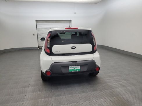 Used 2016 Kia Soul FWD image 6