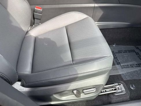 Used 2026 Toyota Crown XLE image 10