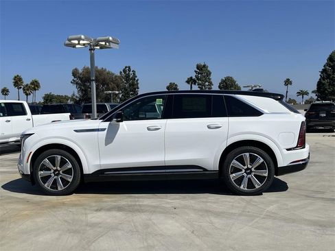 New 2025 Cadillac Escalade IQ Luxury 2 image 7