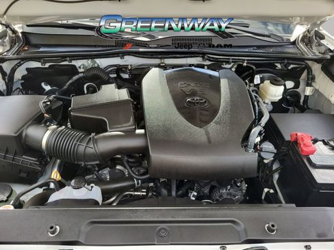 Used 2023 Toyota Tacoma TRD Sport image 10