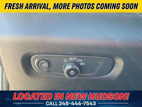 Used 2023 Chevrolet Traverse Premier w/ LPO, Floor Liner Package AWD/4WD image 18