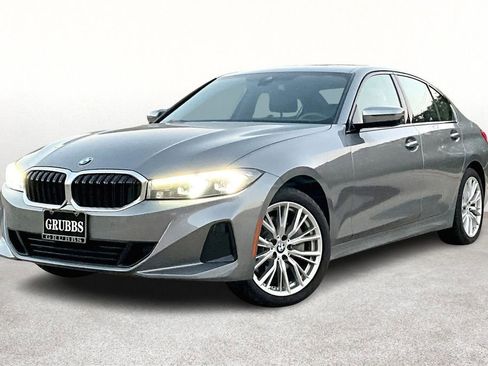 Used 2023 BMW 330i xDrive Sedan w/ Driving Assistance Package image 14