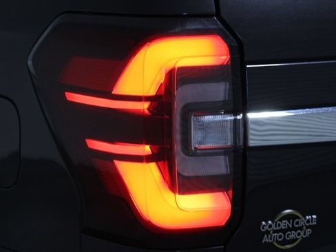 Used 2024 Ford Expedition Limited RWD image 57